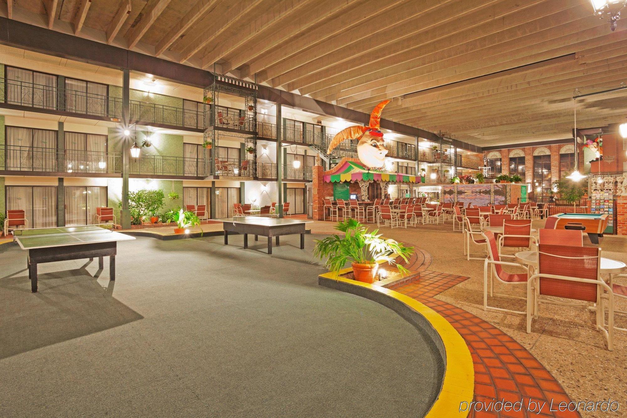 Holiday Inn Perrysburg French Quarter Restaurant photo